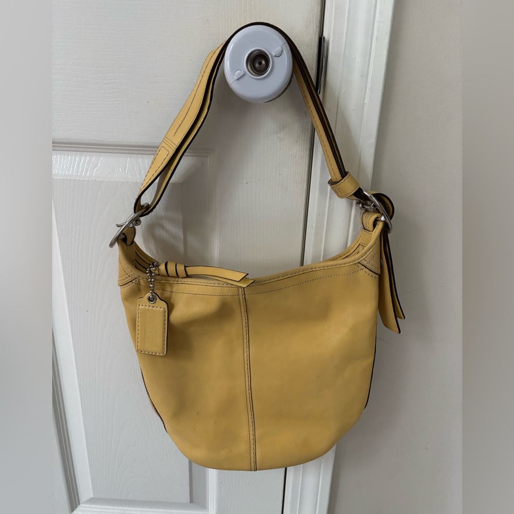 Vintage Coach Butter Yellow Leather Shoulder Bag